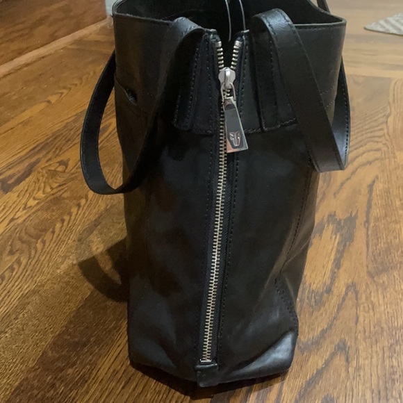 Frye bag - Picture 7 of 16